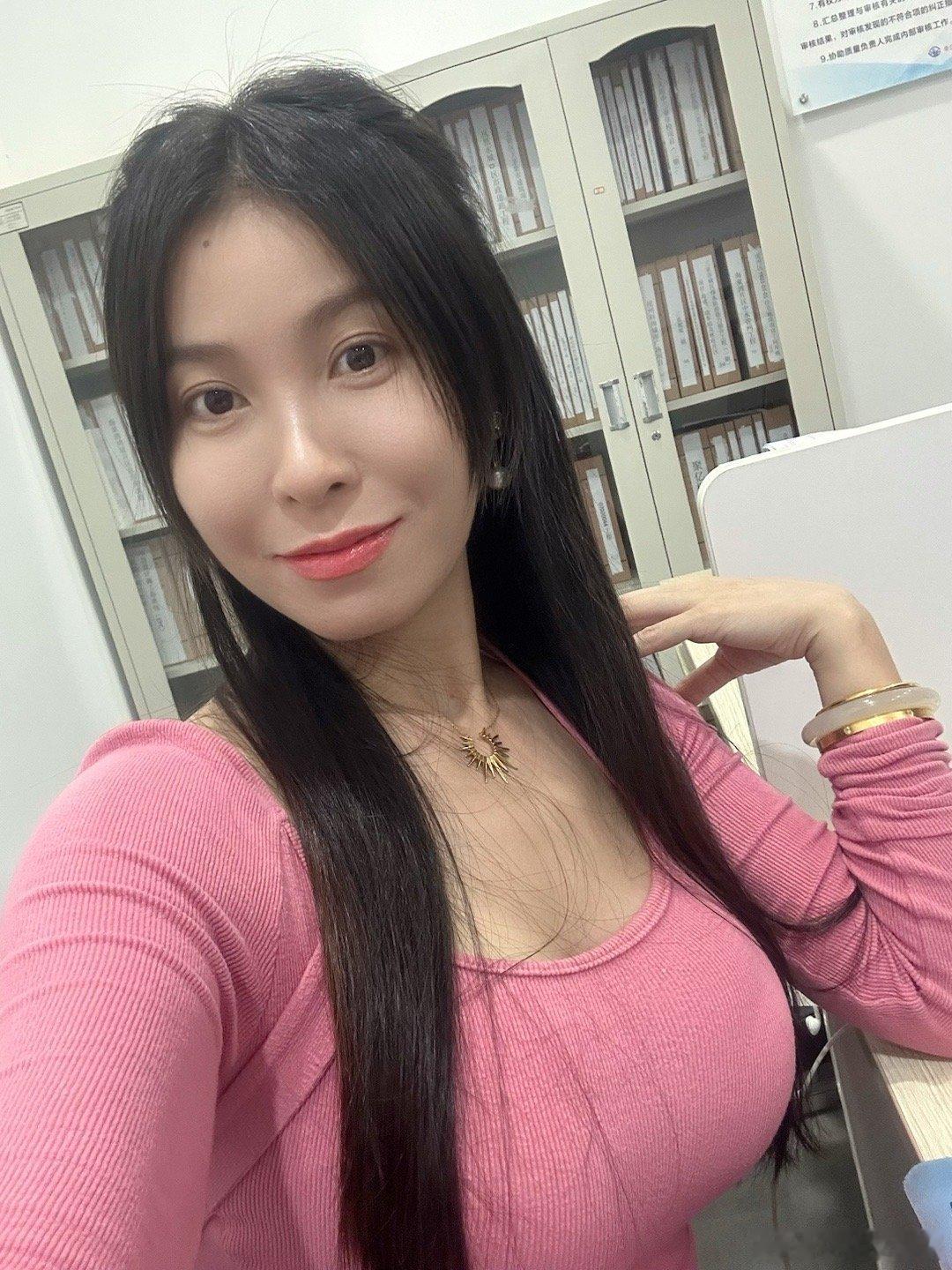 周末愉快～ 三亚·大富蚝·烧烤酒场(丹州小区店)