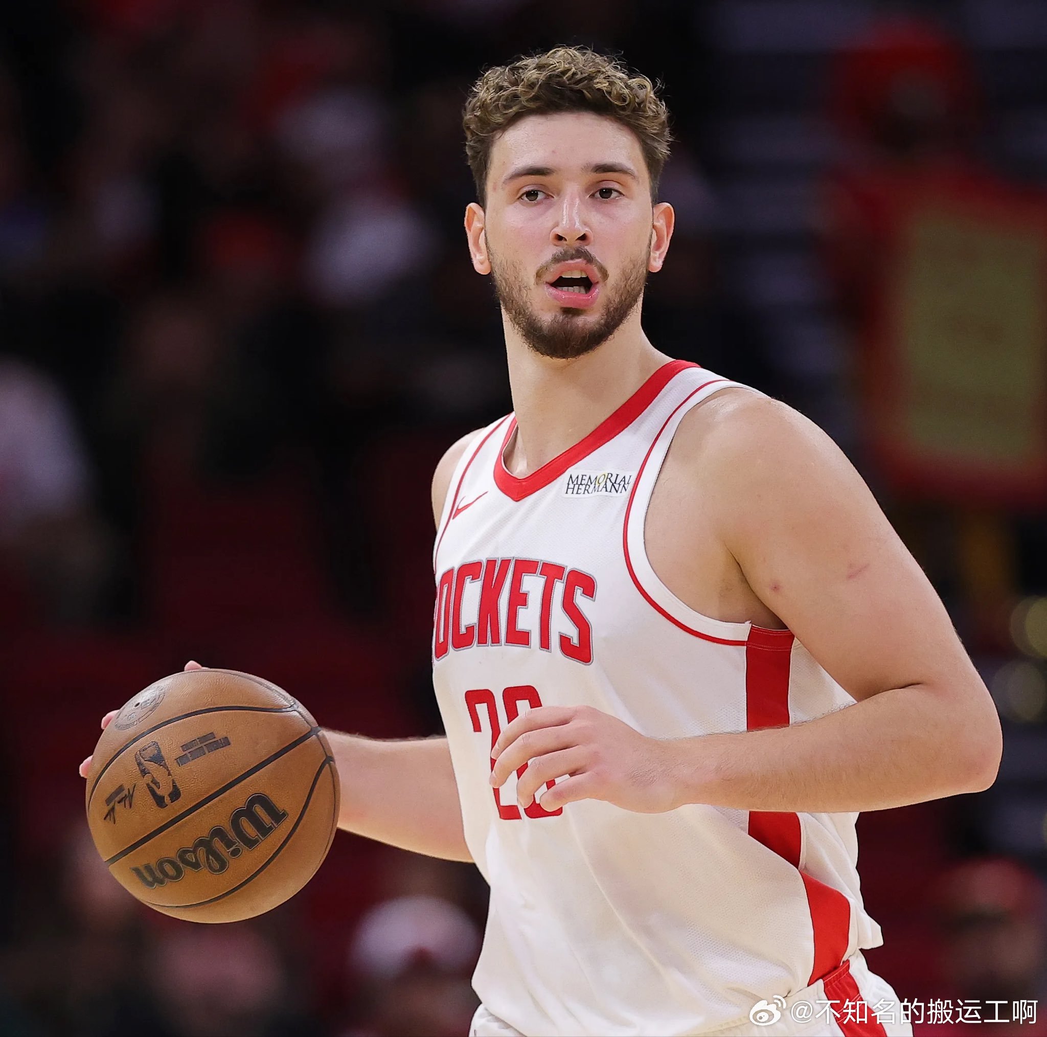 休斯顿火箭  Clutch Points 的 Jeff Pagaduan 认为，