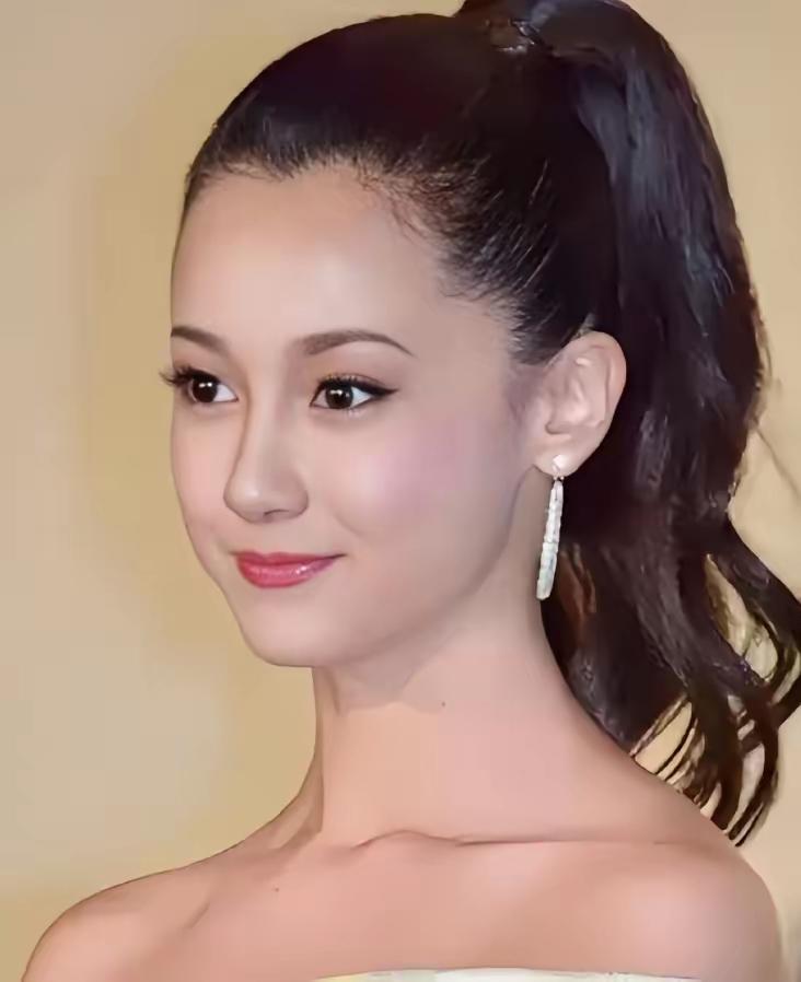 一个月5次，超过按50万一次收费！她被誉为“亚洲第一美人”，在婚前协议里规定，一