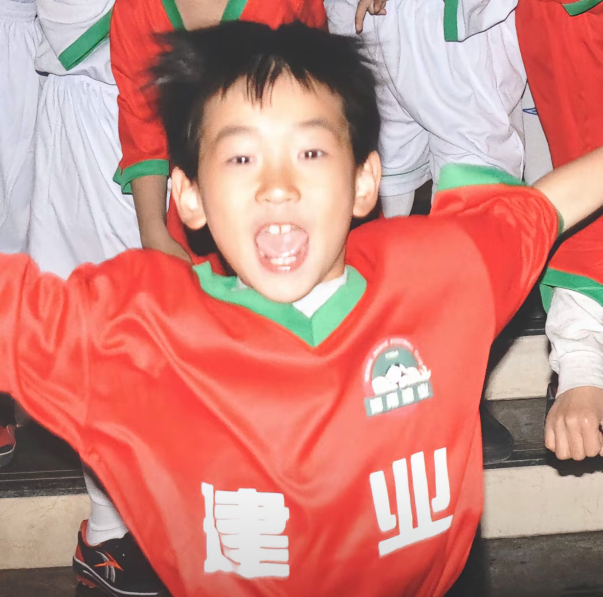 右滑✅一键长大 