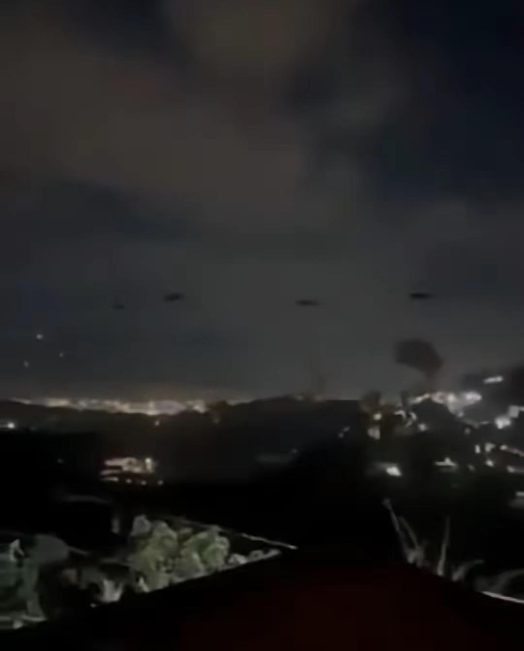 150架美军战机参战，一架被击中；为5000万美元赏金，马杜罗被卫队副队长出卖