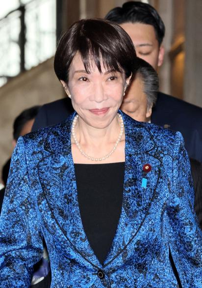 有位常年在中国生活、从事教学工作的美国教授道出一番实在看法：日本政客高市早苗大放