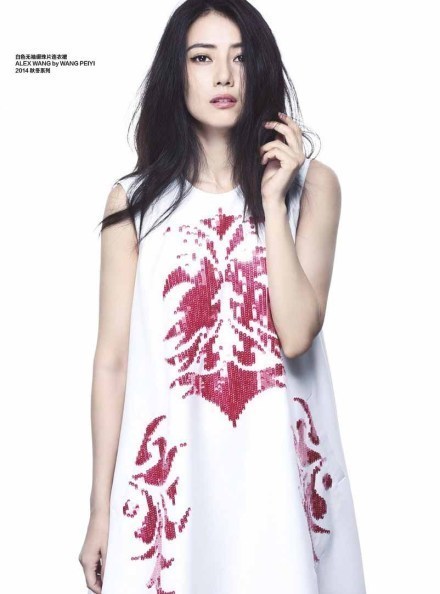 刷到姐姐日常温柔又治愈，可一想到夏天随手买的街边果切，瞬间瞬间清醒避雷😂真的奉