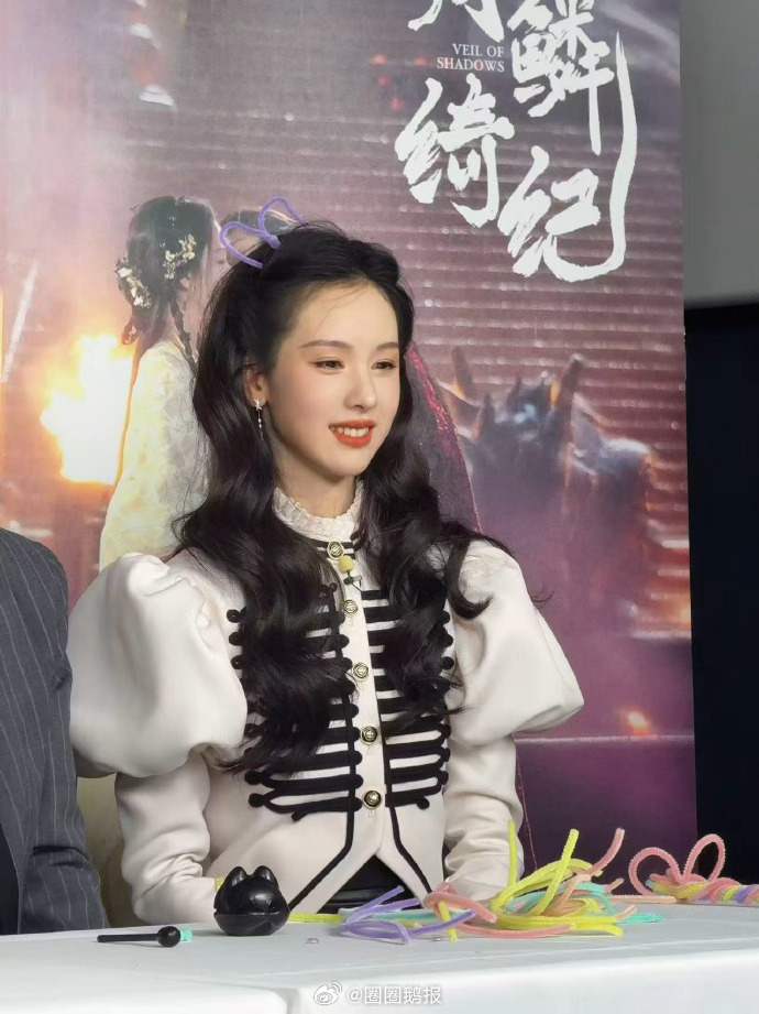 陈都灵原图直出 陈都灵原图直出太惊艳，生图天花板名不虚传，颜值抗打，氛围感直接拉