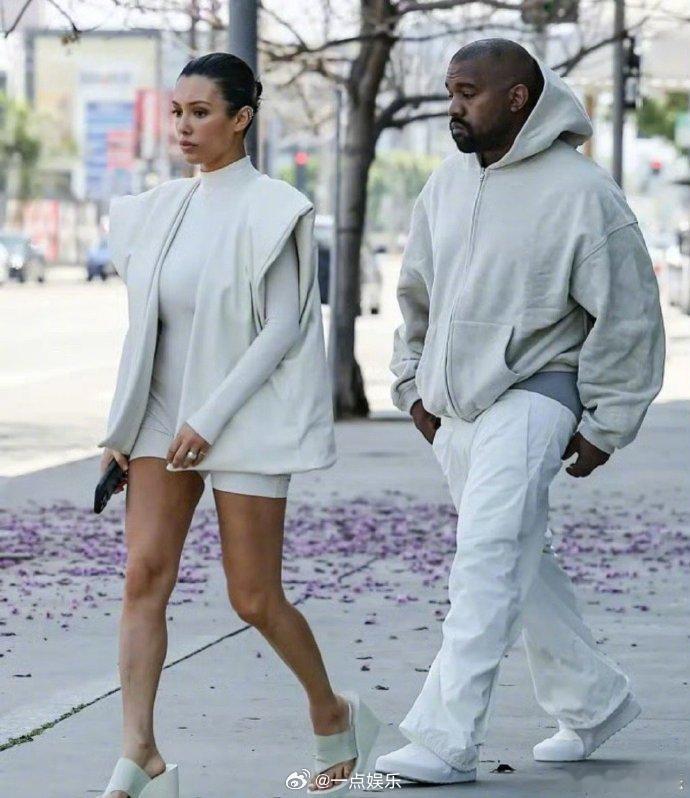 #曝侃爷分手# 据TMZ，侃爷Kanye West被曝和妻子比安卡Bianca已