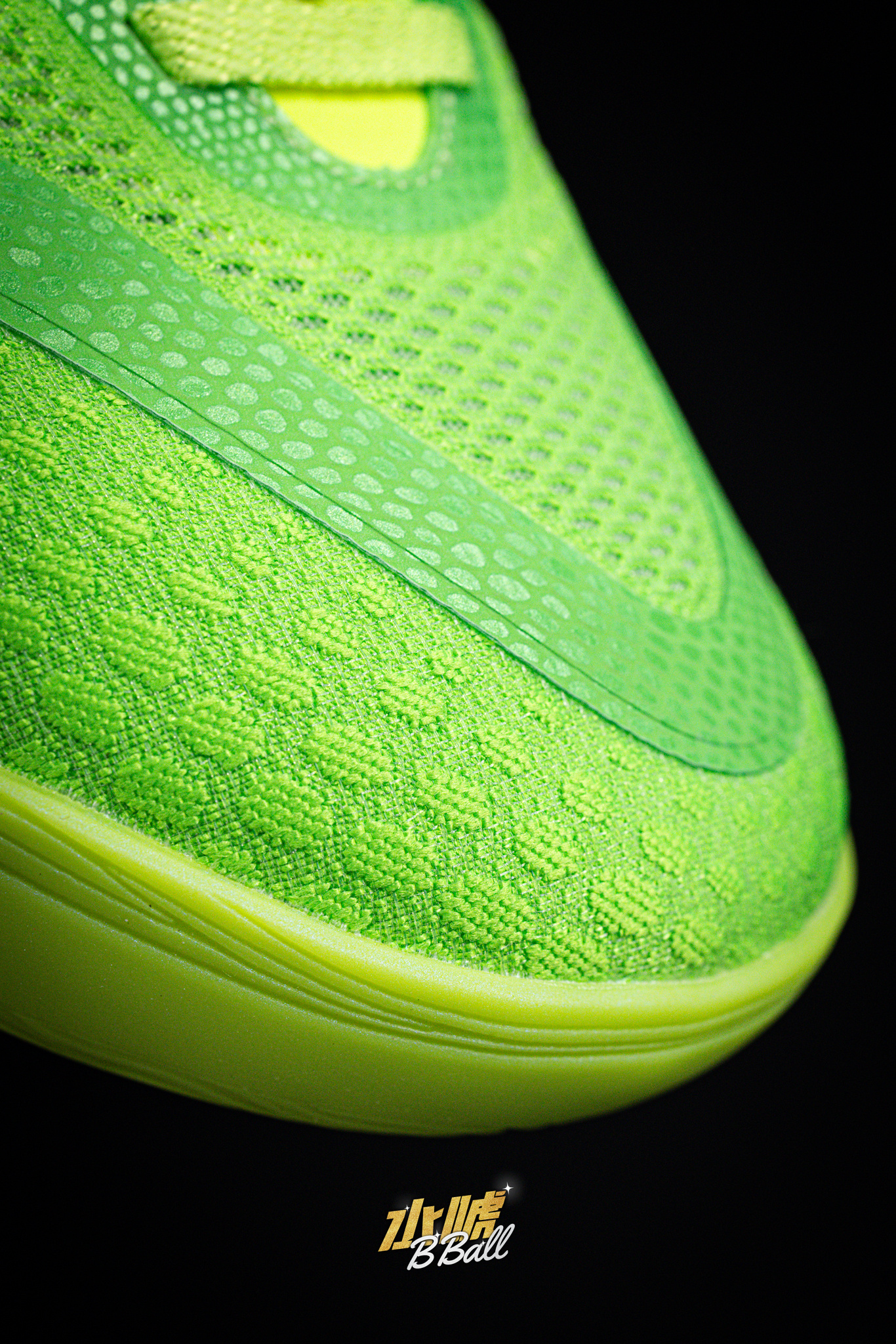 水唬篮球 极致轻质，瞬间启动一击致命，不给你反应时间【态极无双EX 竹叶青】球鞋