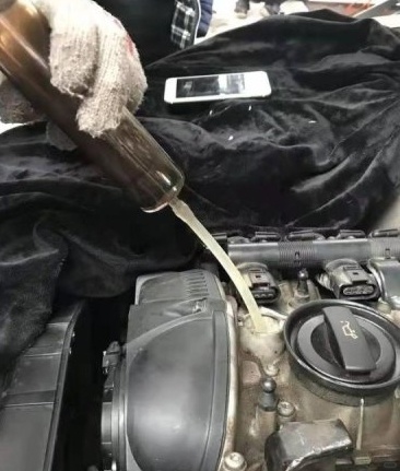奥迪A4烧机油严重该怎么解决？