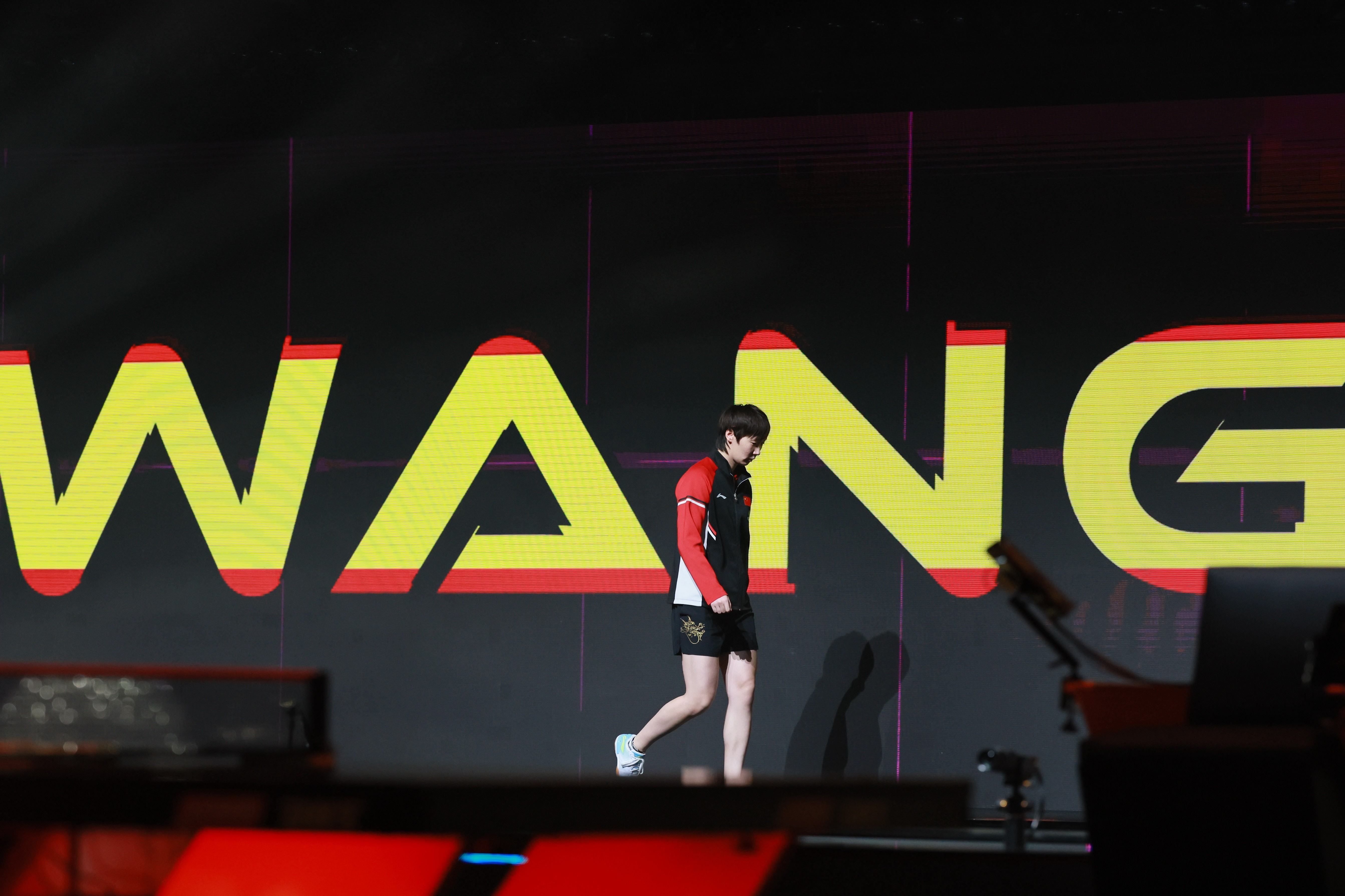 日媒称赞王曼昱是日乒杀手251210香港总决赛女单1/8决赛 | 中体2王曼昱说