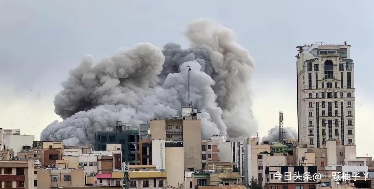 伊朗议会议长卡利巴夫在国家电视台公开发出强硬警告。他明确表示，如果有敌人敢从任何