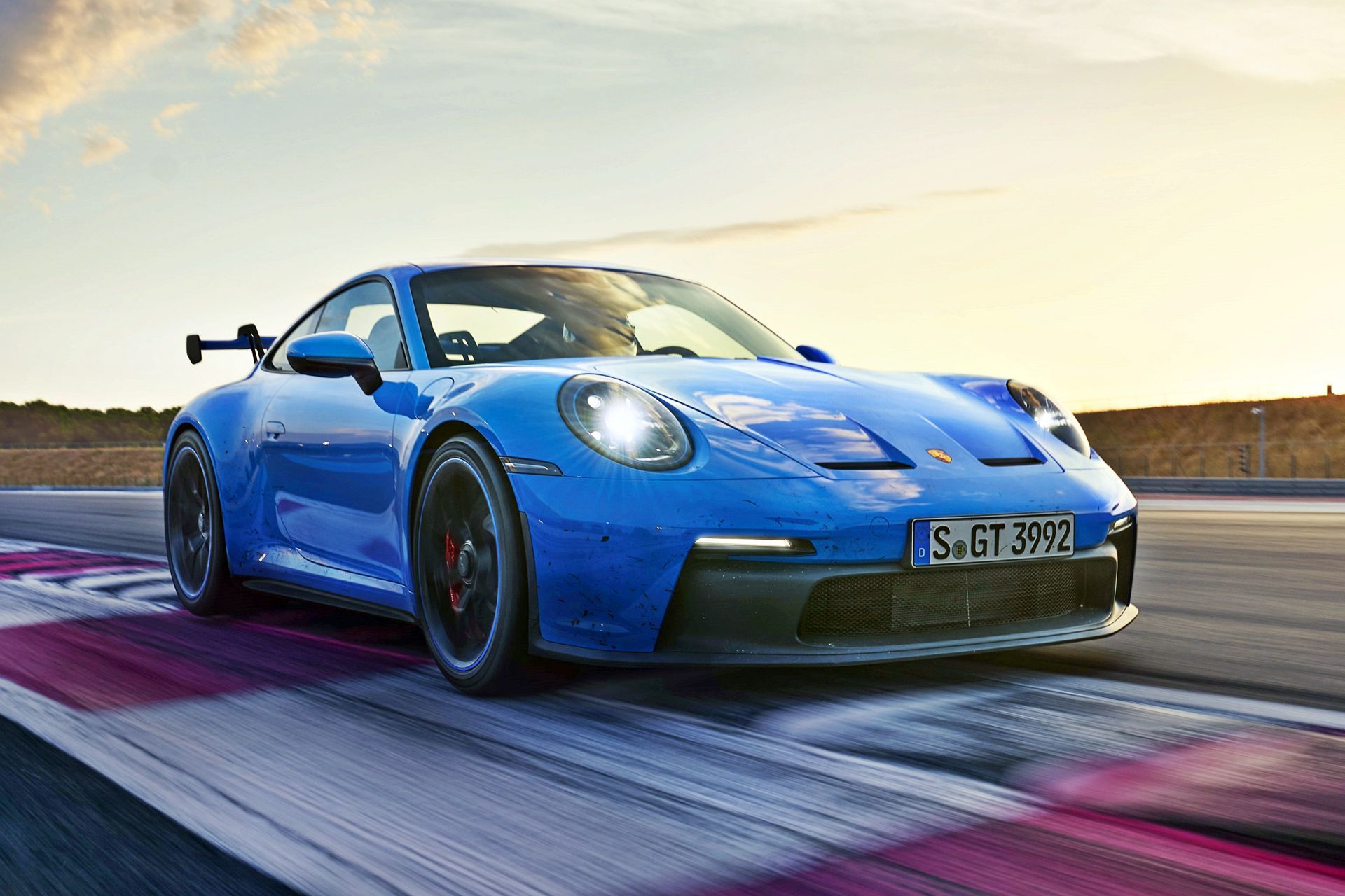 全新911 GT3 (992.2)的发布就在今晚0:30，你准备好了吗？ ​​​