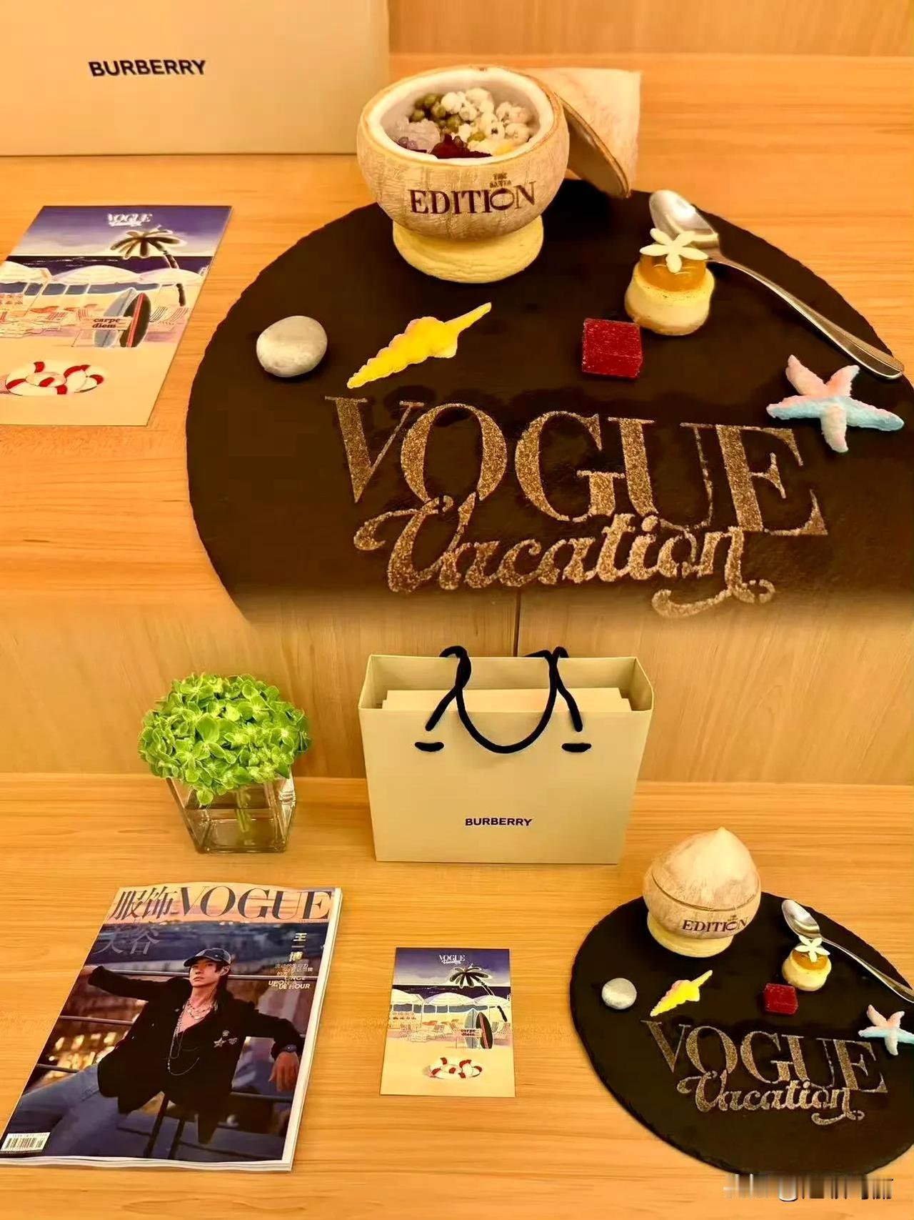 刘冲你……好好笑[奸笑]昨天的vogue盛典人手一本五大满贯王一博的vogue杂
