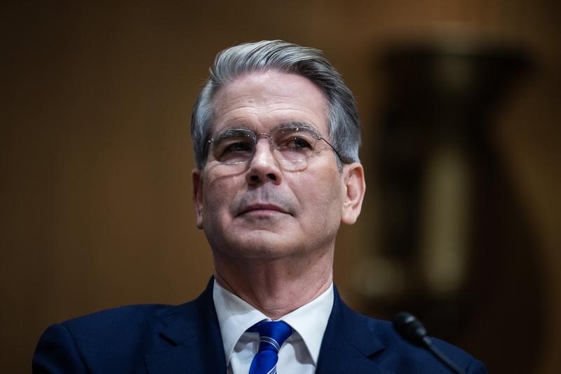 贝森特间接承认“斩杀线”并甩锅拜登 贝森特这操作真是绝了，间接承认“斩杀线”还甩