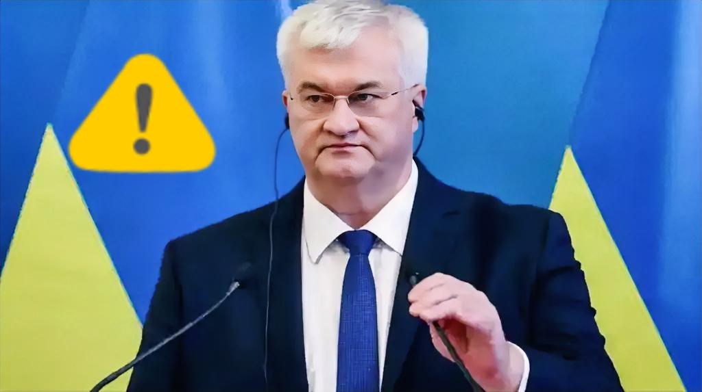 见过脸皮厚的，

没见过这么厚颜无耻的！

当年受美方施压，乌方直接撕毁协议，将