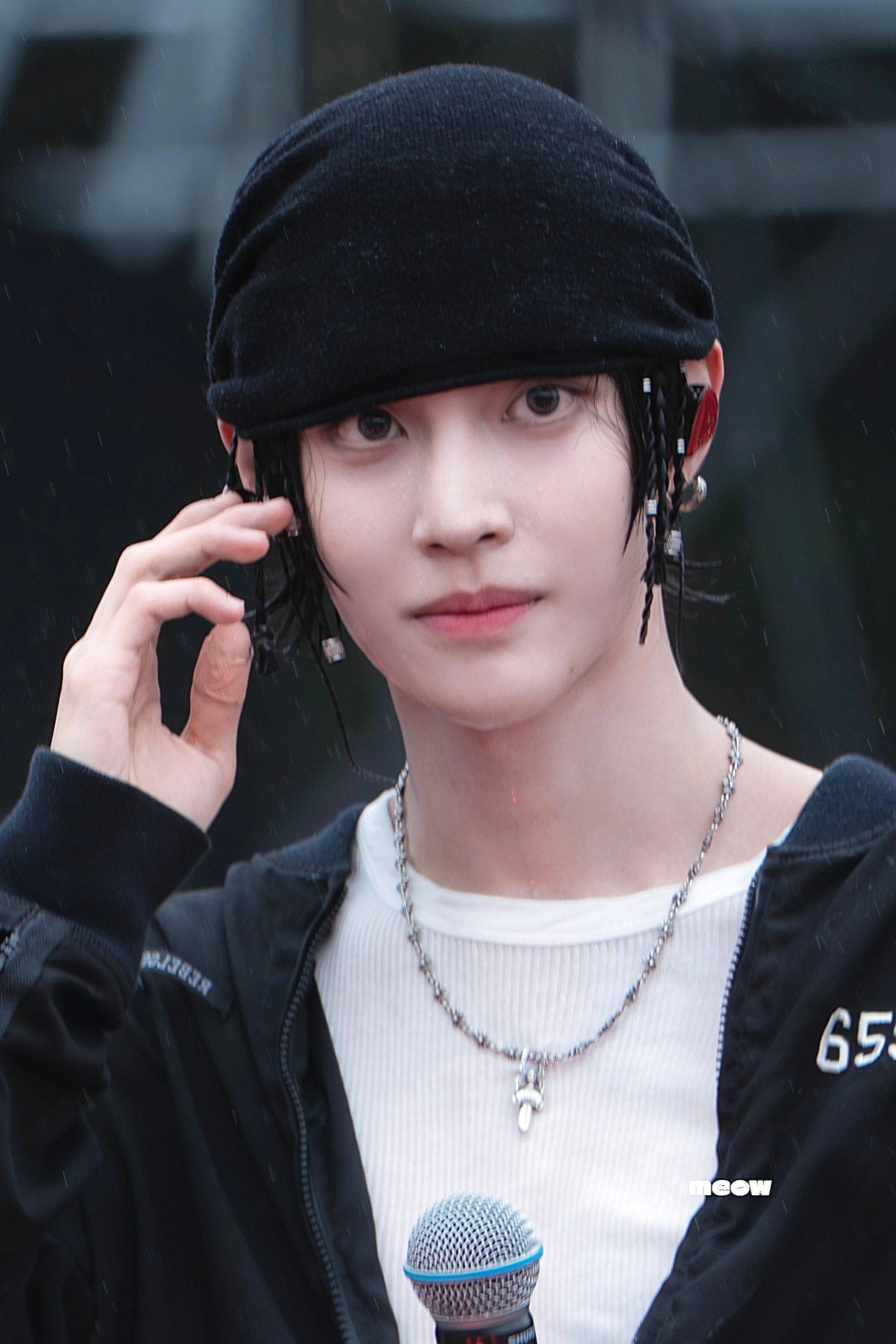 拇指是 怎么了..ㅠ/meow 