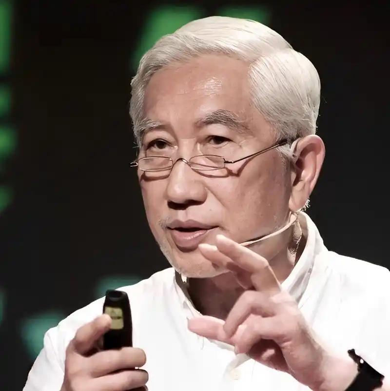 [微风]语出惊人？清华教授柳冠中厉声质问，振聋发聩！他说：“无人飞机、无人驾驶、