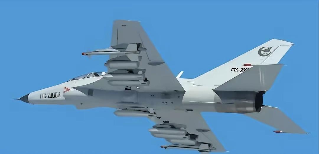 泰国上周突然用F16轰炸了柬埔寨边境几个营地，把那边炸得乱套。柬埔寨有中国老飞机