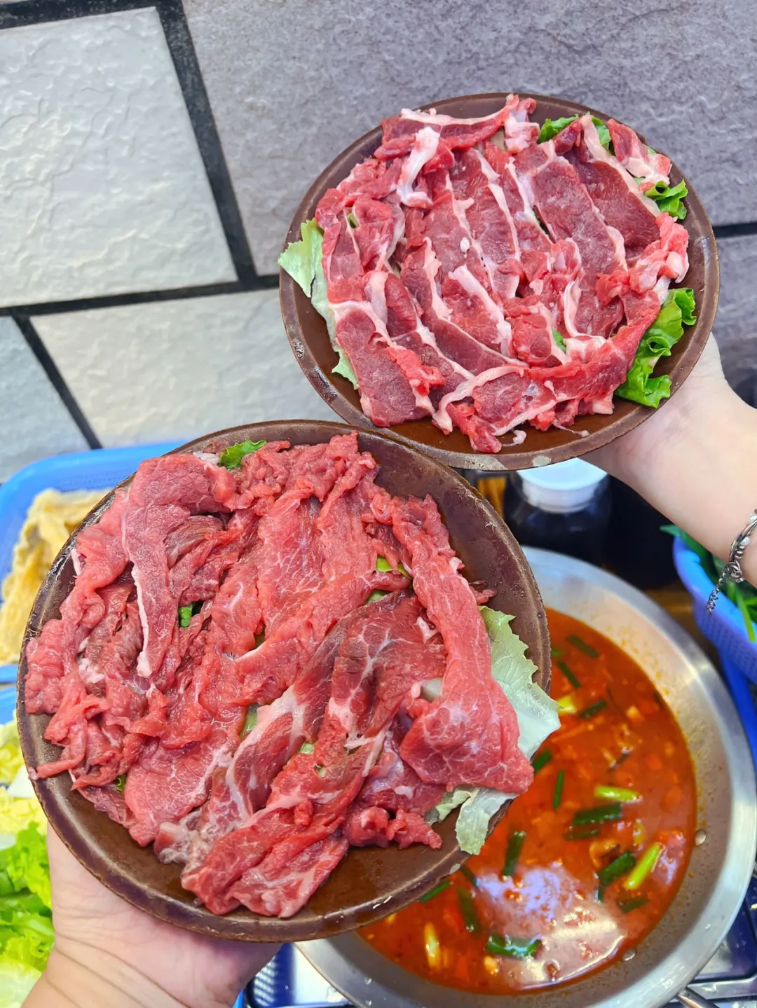 在深圳吃到了正宗的酸汤火锅