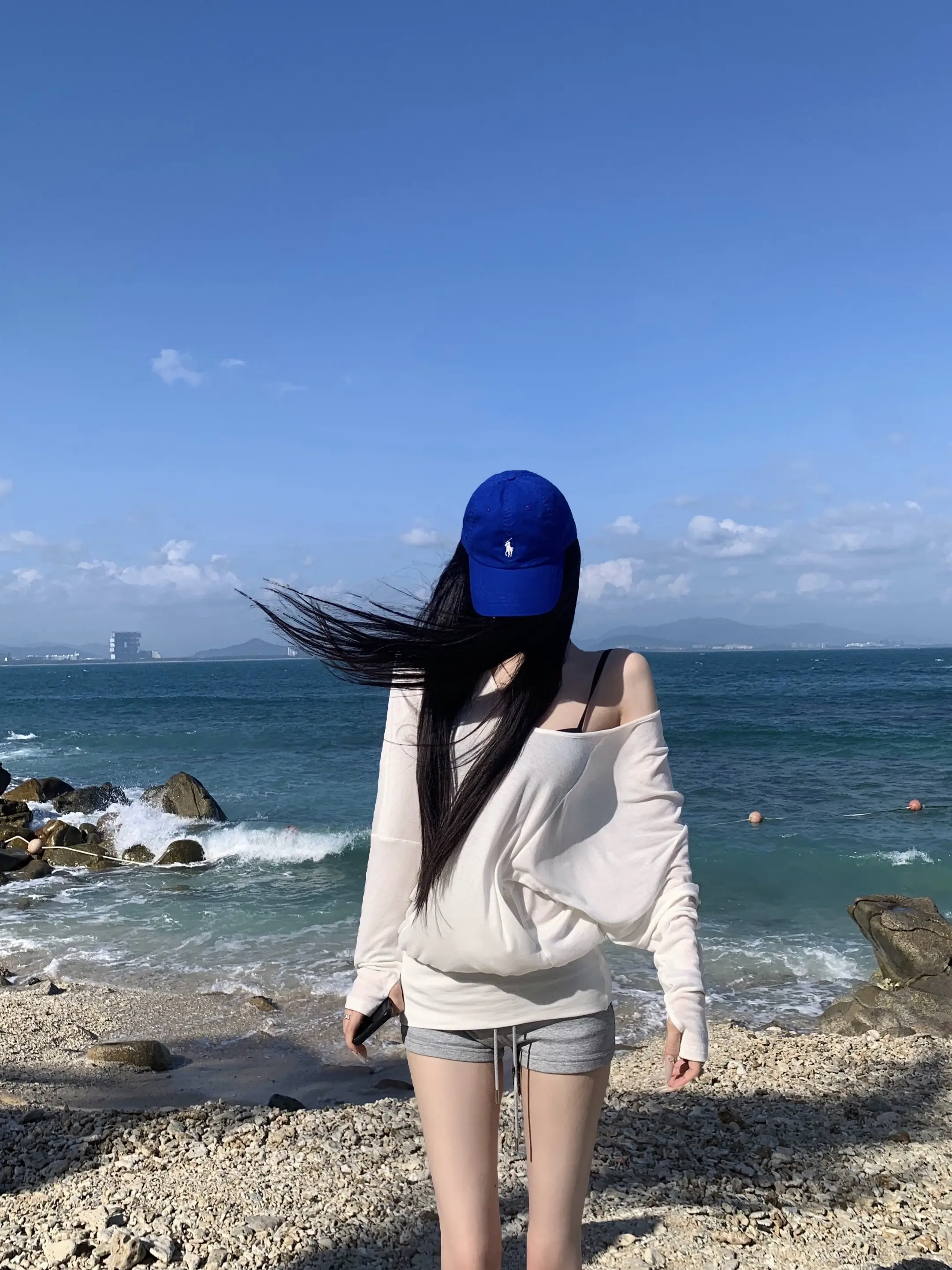 风是自由的 我也是。