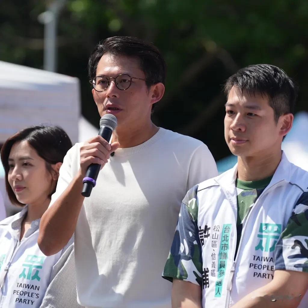 昨（28）日蓝白两党新北市长参选人民调公布后，民众党主席黄国昌展现出超越个人利益
