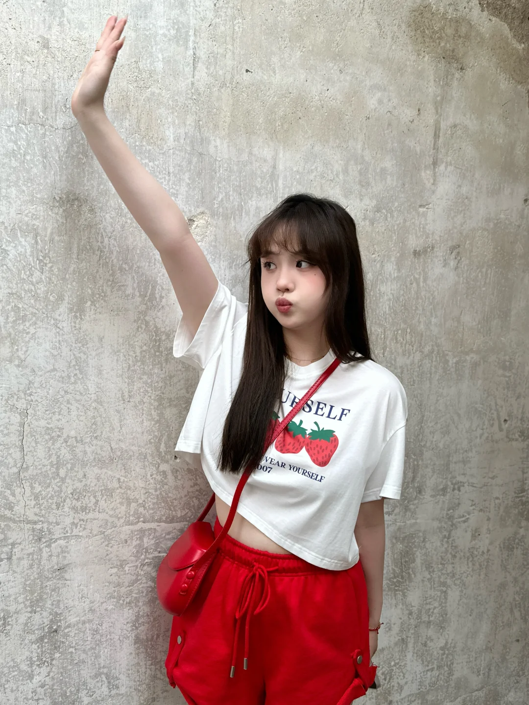 微胖穿搭 130斤:）今日份一个草莓蛋糕味🍓