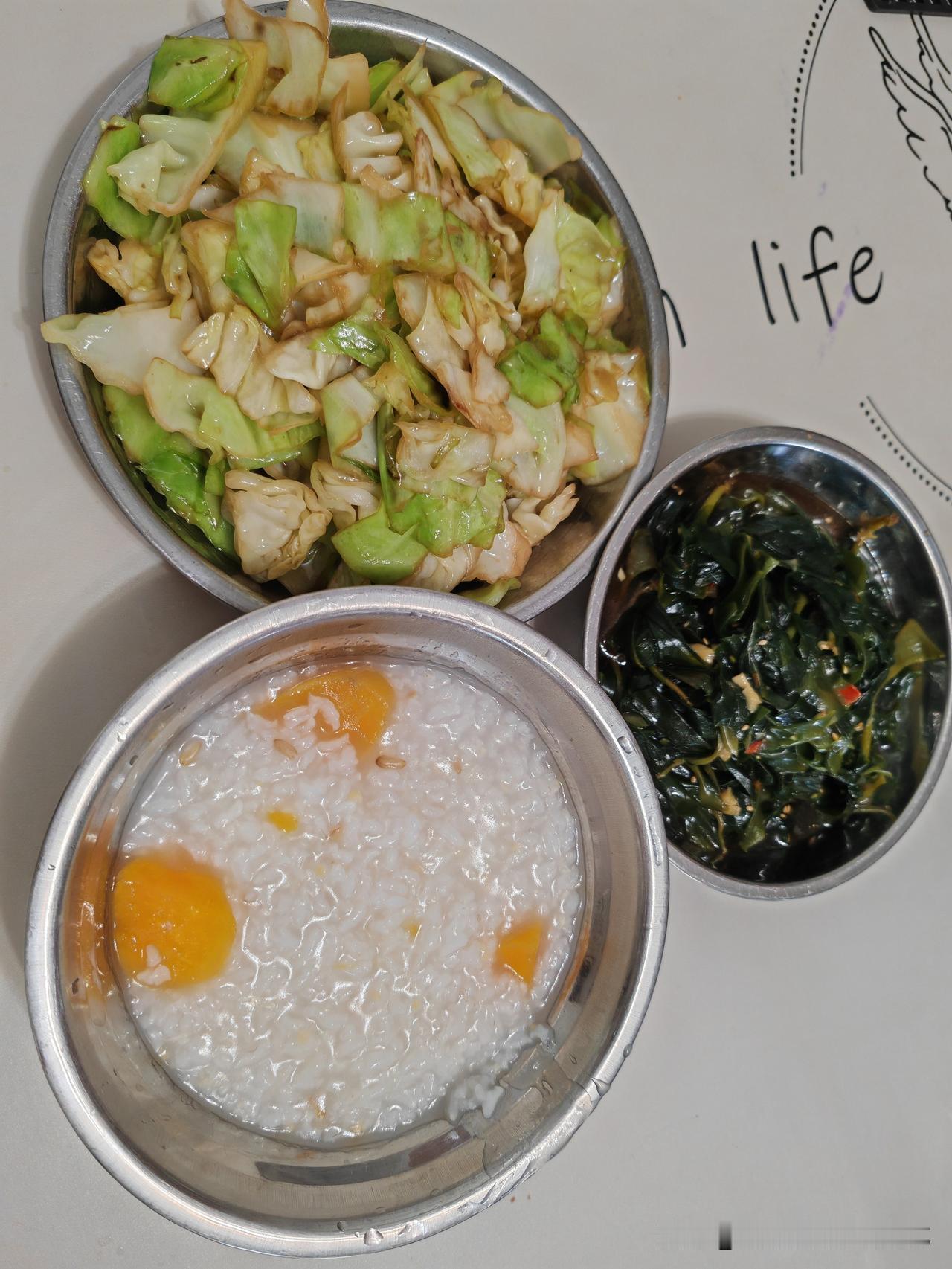 人到中年，被生活“蹂躏”后，看透了婚姻！
如果时光能倒流，绝对选择不婚不育，一辈