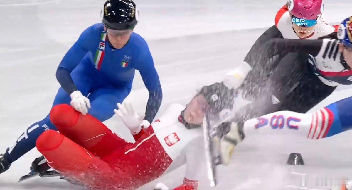 冬奥会波兰选手重伤伤情更新：波兰选手卡米拉·塞利尔眼睛没大问题，不过据说颧骨有一