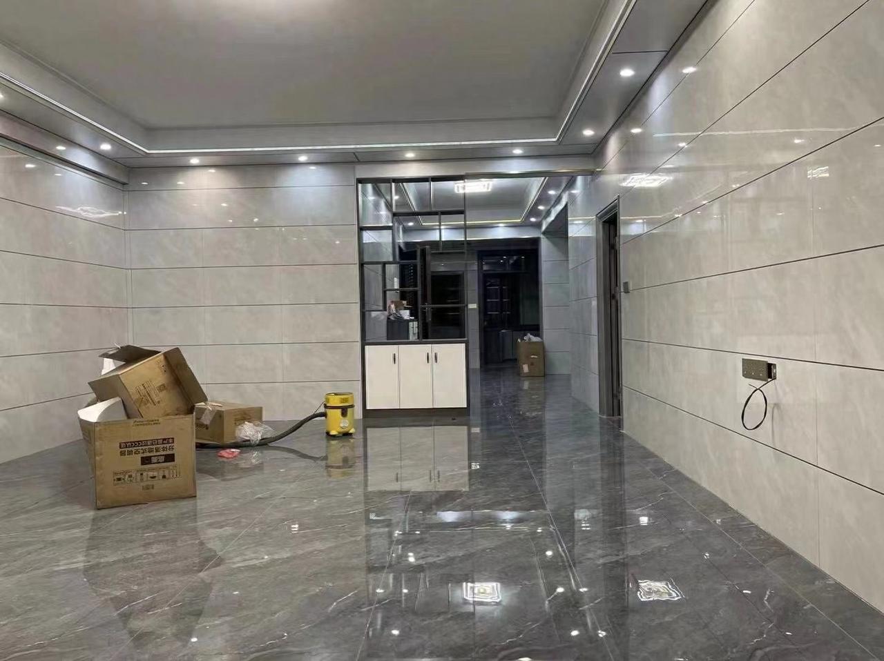 当初不顾家人反对，我坚持全屋"瓷砖上墙"，入住3年后苦不堪言！😭
1、当初就是
