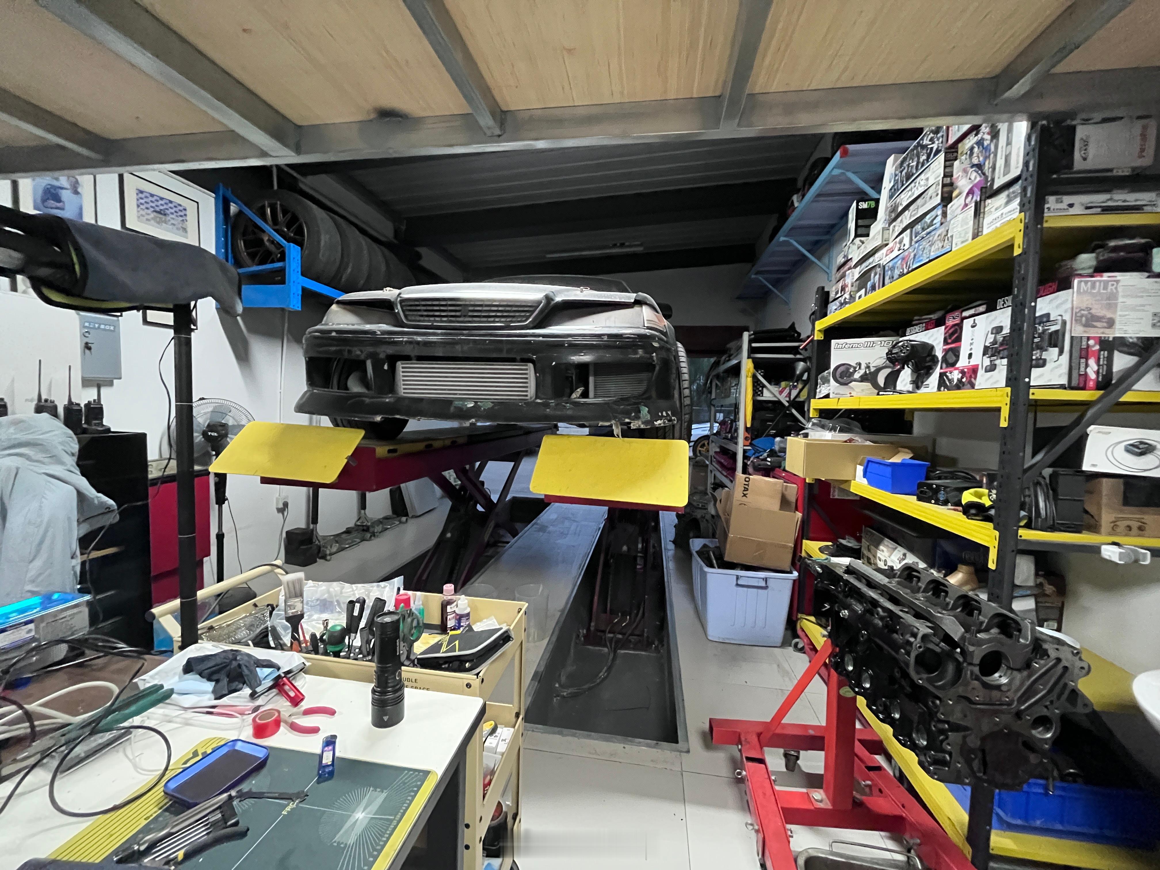 天天开电车漂移，差点不记得还有台燃油漂移车，整备一下，月底重回一下赛场 ​​​