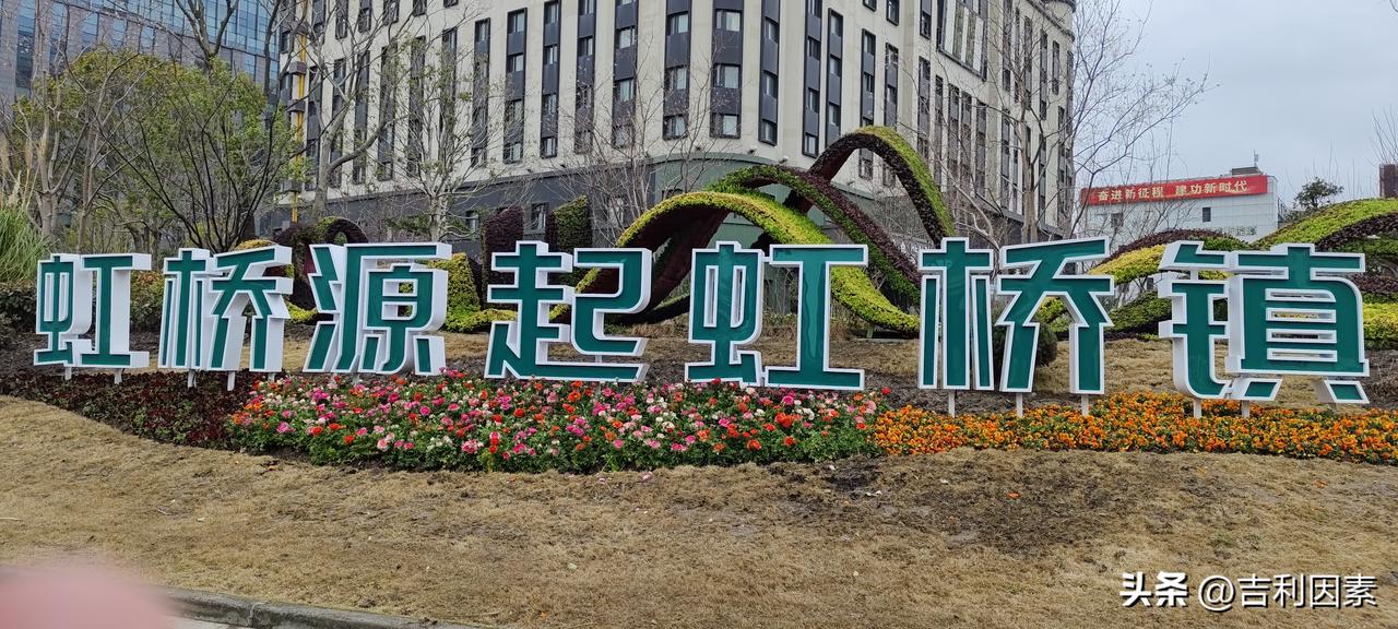 如何看待孙颖莎4-2击败王曼昱高手对决，差距毫厘之间，孙胜，抑或王胜，都是队友，