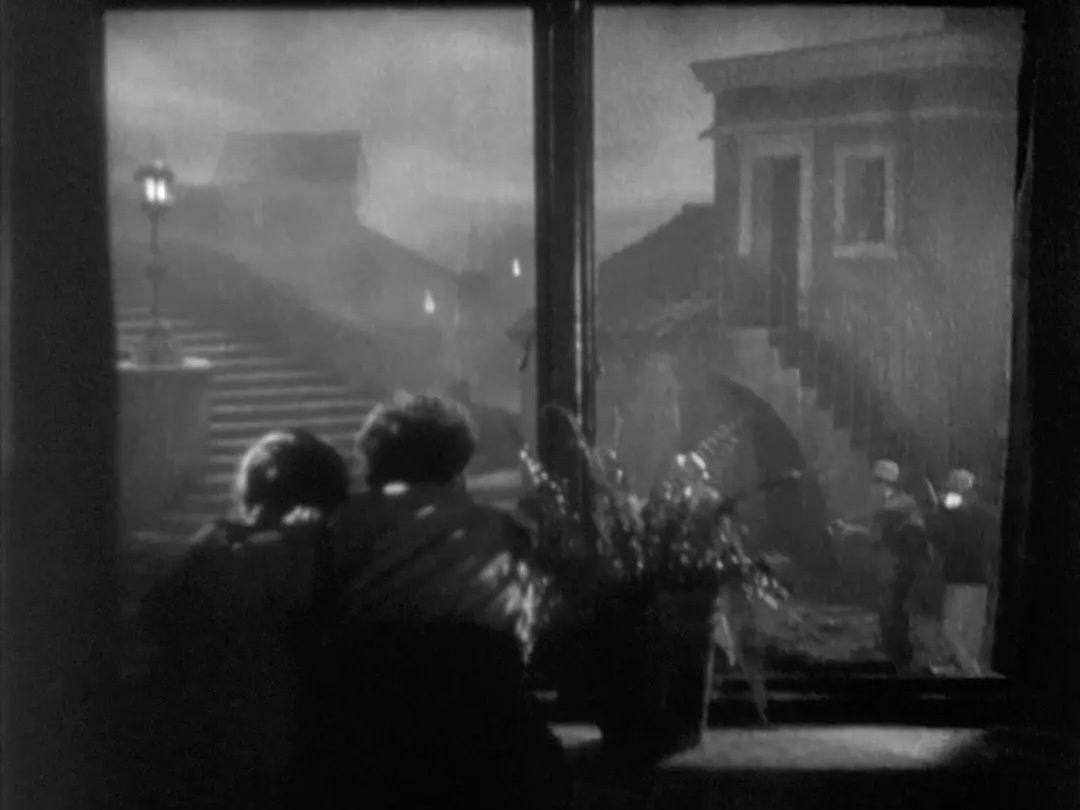 早安🌞今天是弗兰克·鲍沙其诞辰132周年。图：《马路天使》弗兰克·鲍沙其（19