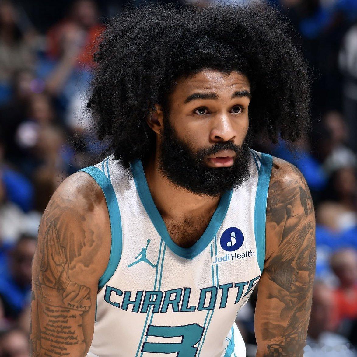 据报道：黄蜂队希望与科比·怀特续约！nba交易NBA交易