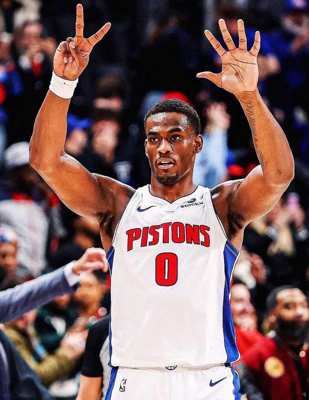 活塞NBA休赛期杜伦续约续约博弈上演！杜伦面临重大抉择，活塞不愿奉上顶薪💡22