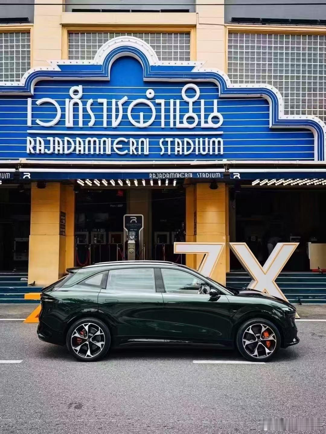 极氪7X泰国上市，支持出海~极氪7X全球家庭都点赞的豪华SUV ​​​
