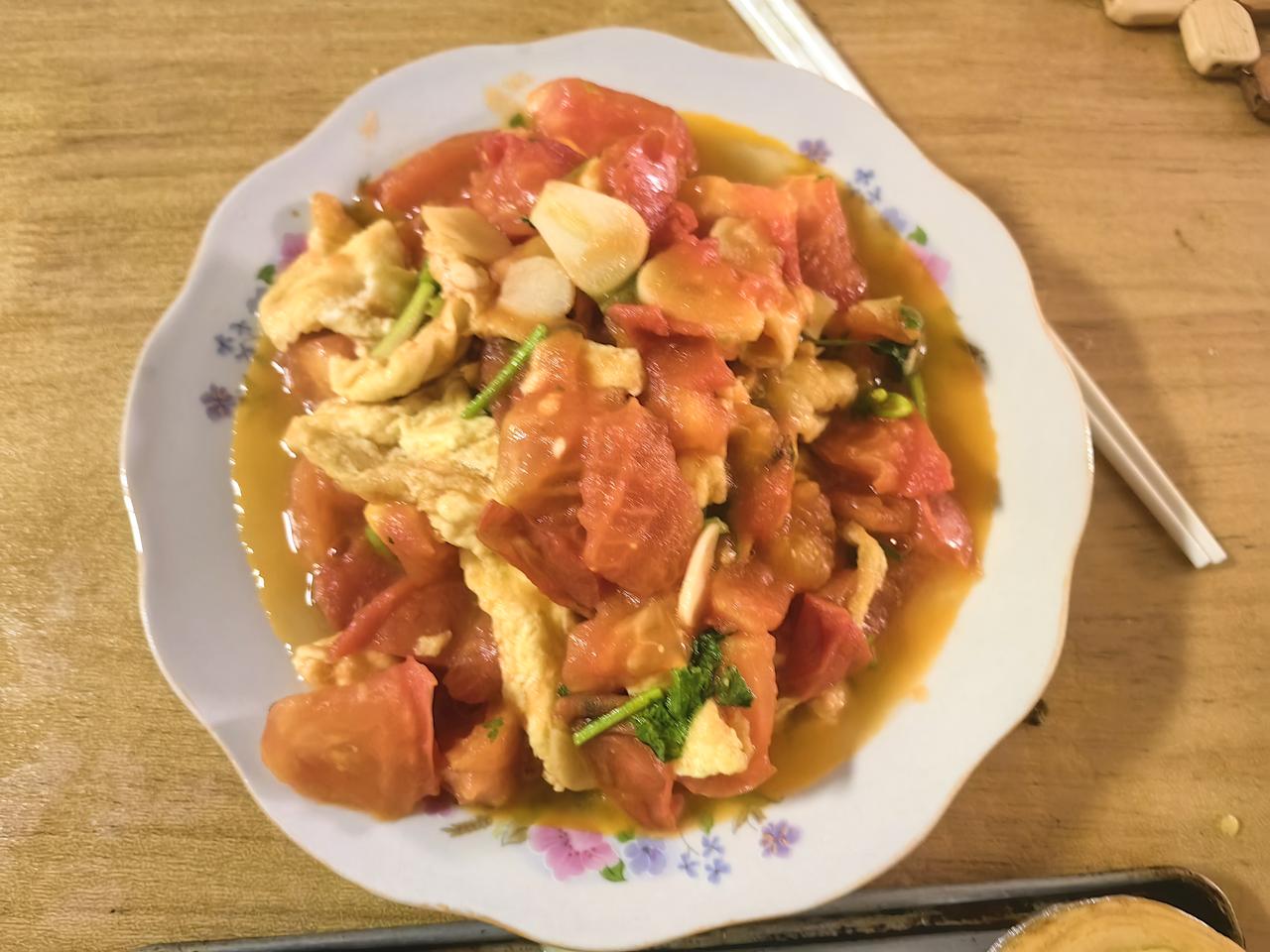 今天放一波福利：谷大漂亮的省钱小妙招——不要懒，自己买食材做美食，一个土豆5毛钱