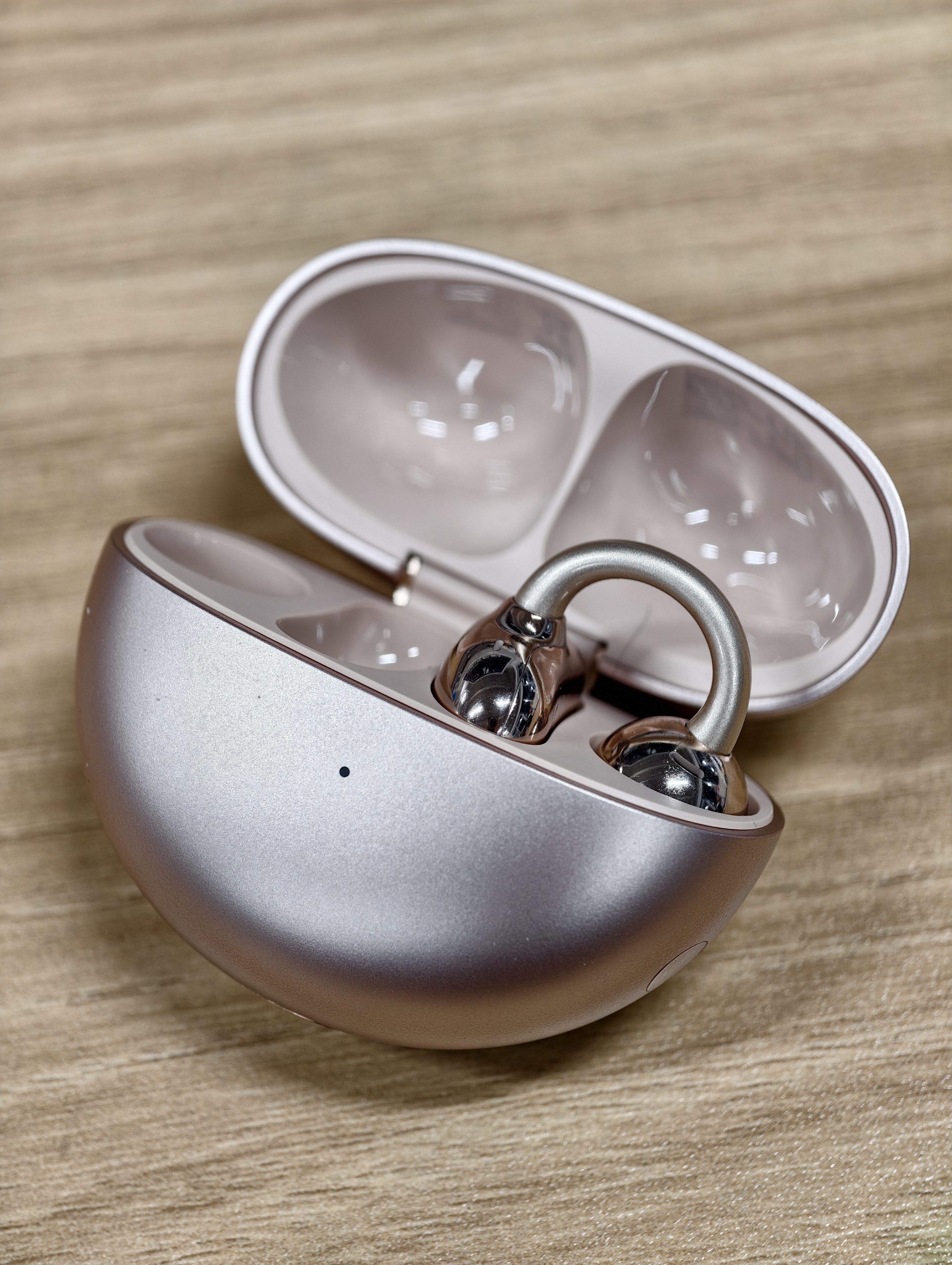 有线耳机除了会缠绕几乎都是优点有线耳机少了之后有一个词条就多了起来:无线耳机少了