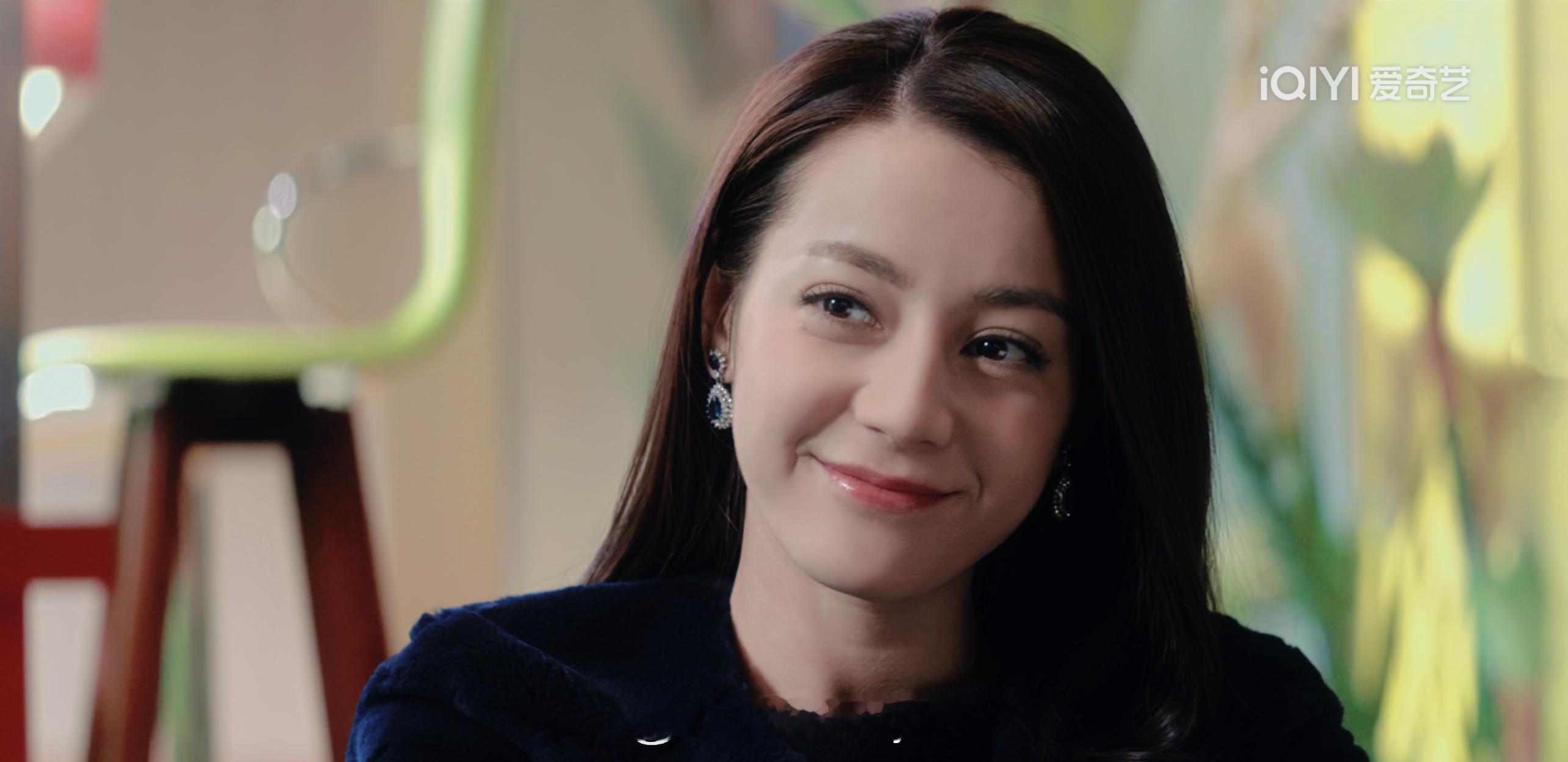 在重温21克拉……好美啊这个迪迪巴巴我真的爱看她演搞笑美女……好美萌好美萌好萌好