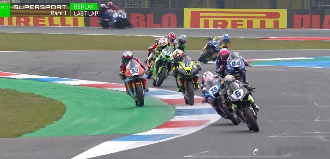 张雪机车第四张雪机车第三变第四 2026世界超级摩托车锦标赛荷兰站SSP组别正赛