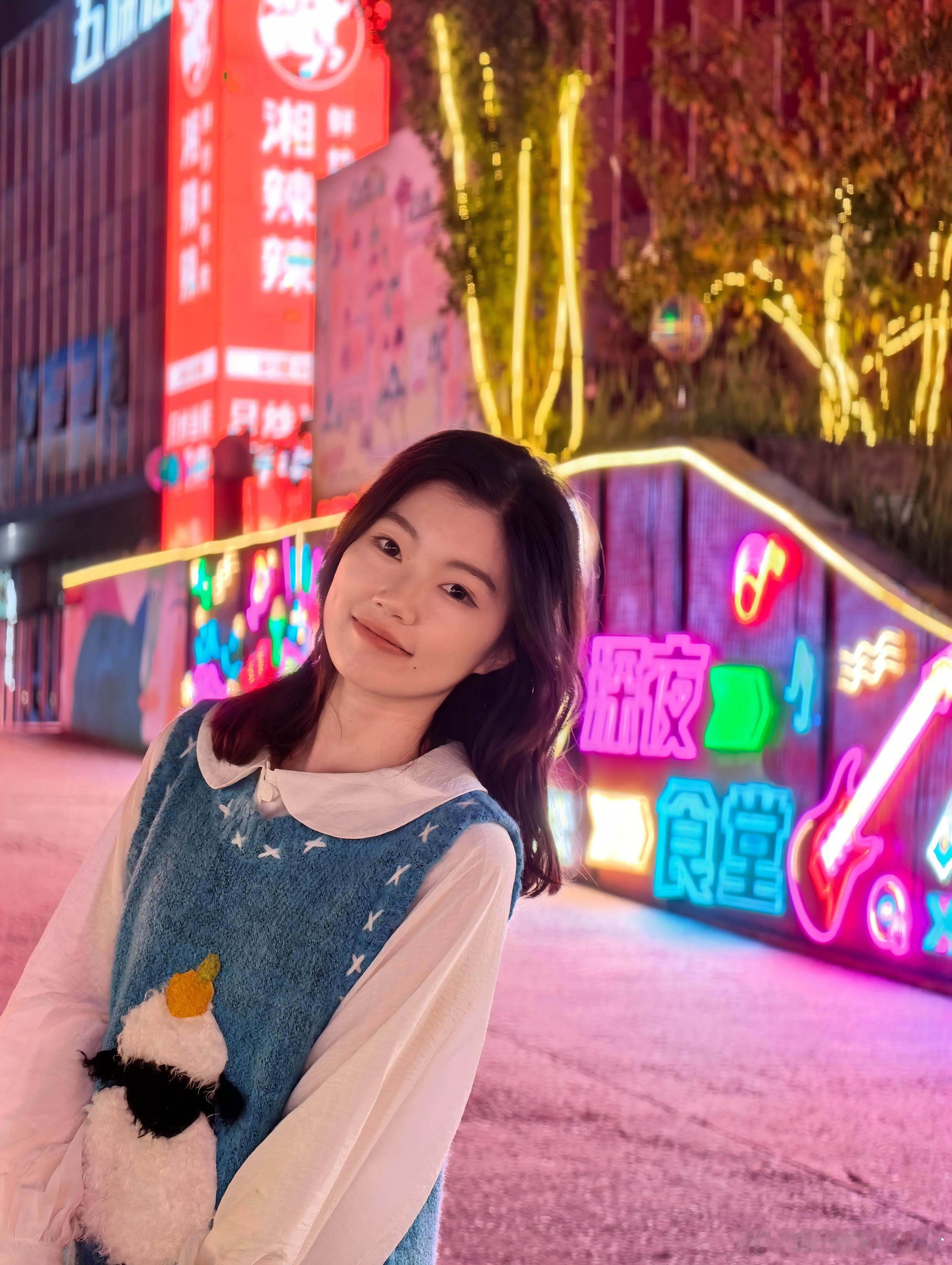 华为Pura80 Ultra 对比 iPhone17 Pro Max，长焦人像[