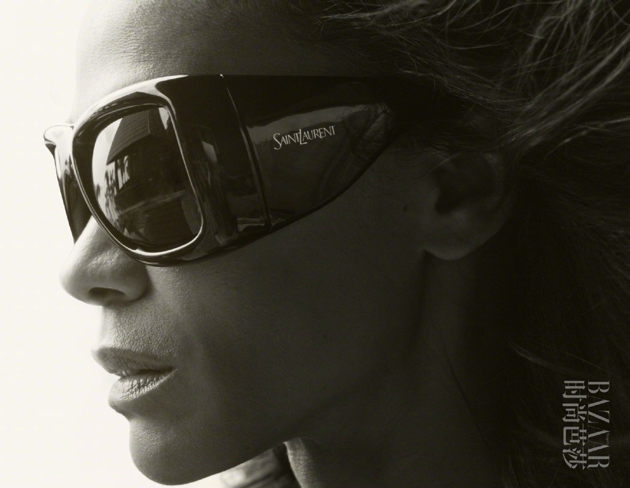 Zoe Saldana x 时尚芭莎🖤 