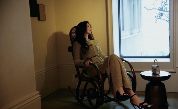 朱珠统一了东西方的审美 朱珠的美跨越审美边界！东西方的审美标准在她身上完美契合，