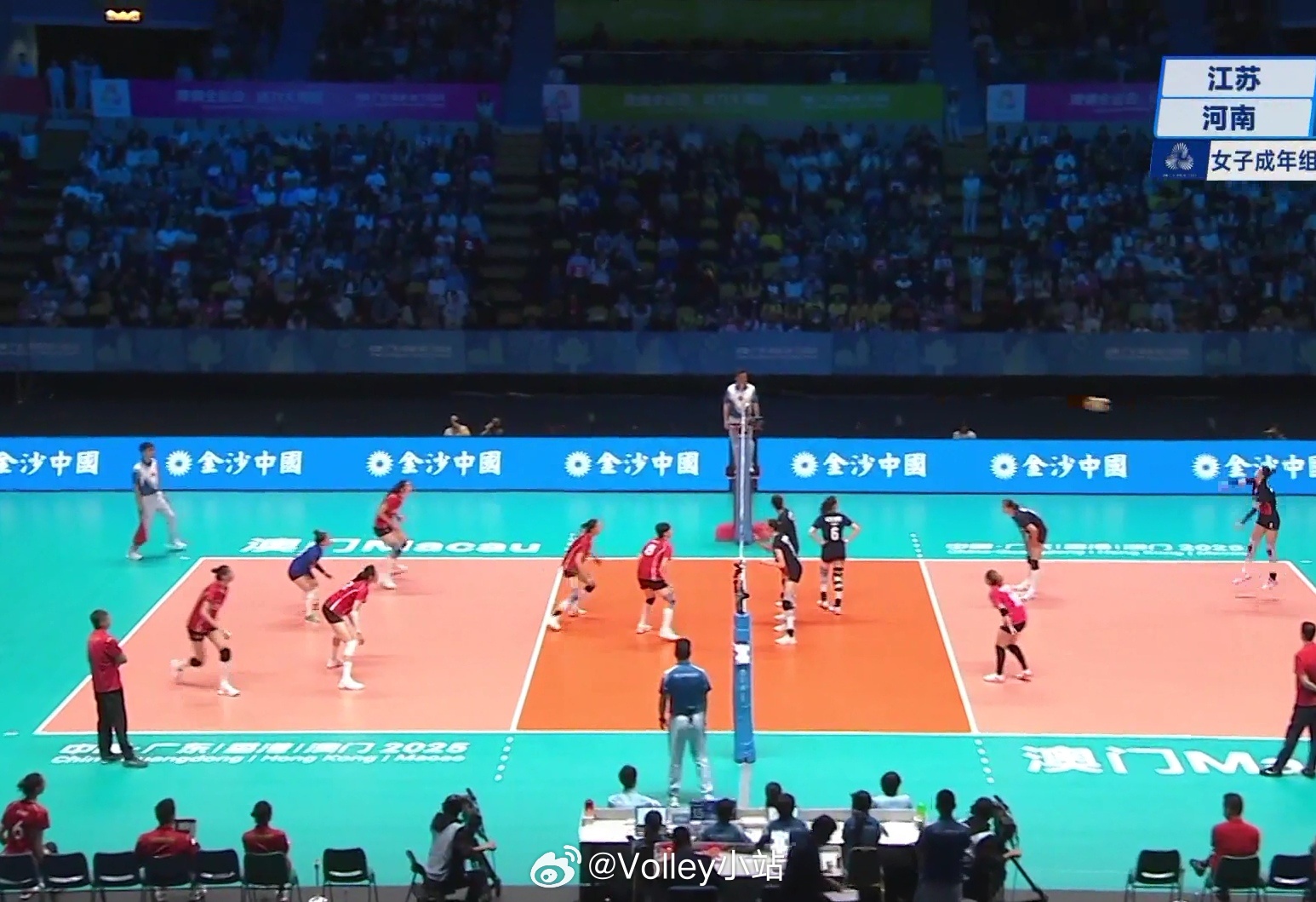 小组赛A组江苏女排2比0河南女排