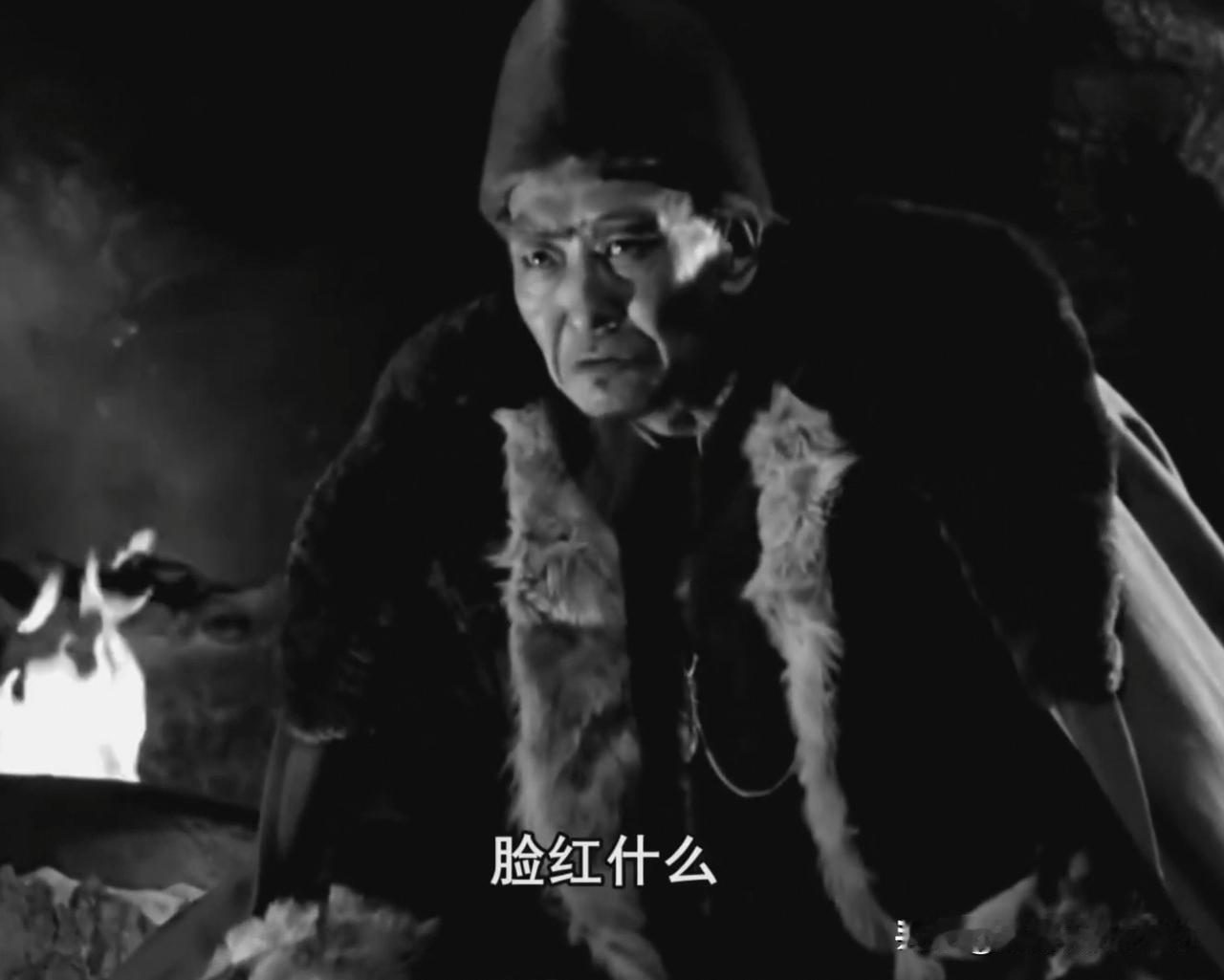 以前听过一个段子：
       某市话剧团排演《智取威虎山》，扮演座山雕的演员