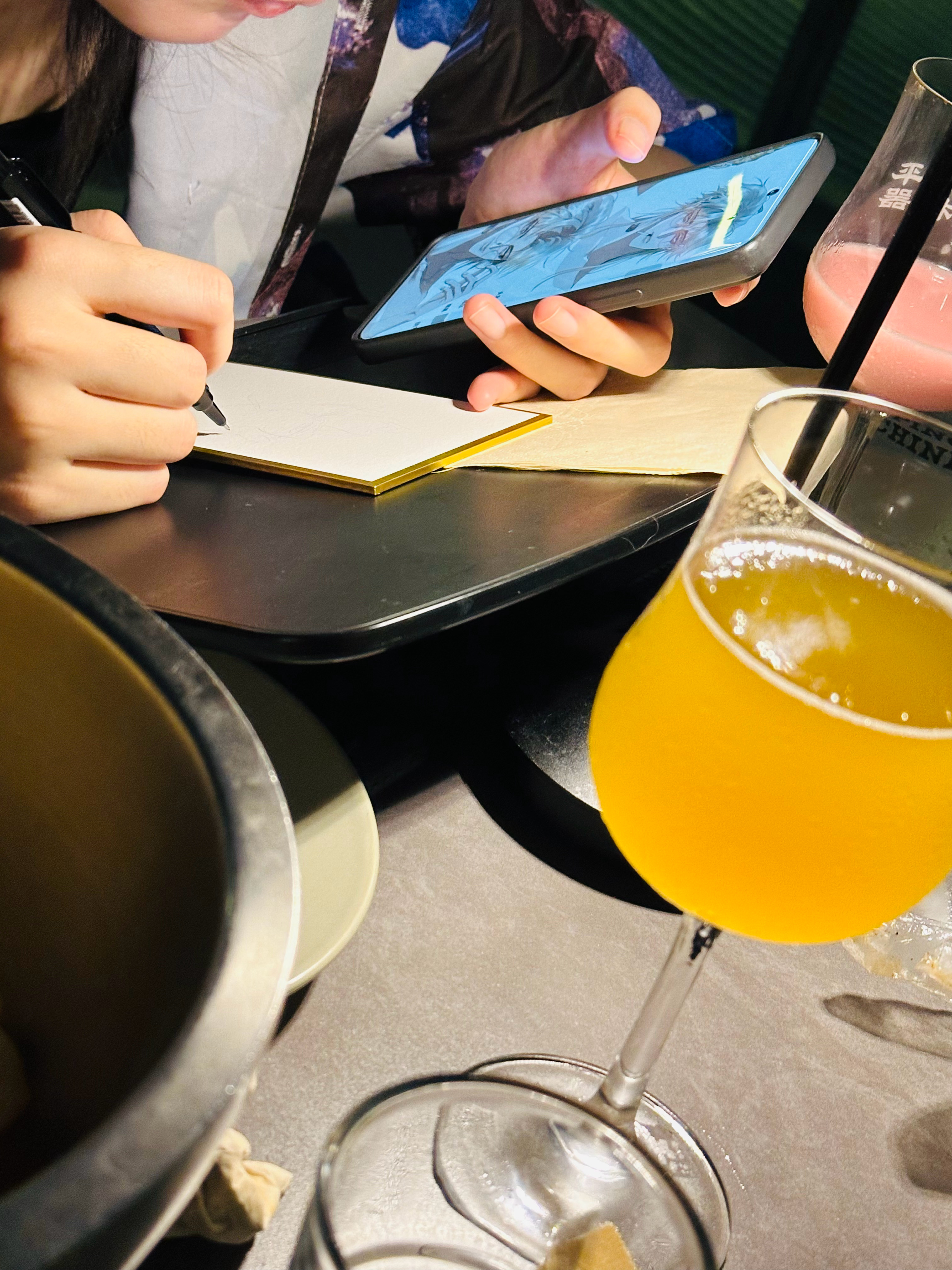 小酌一杯蹭个老师签绘