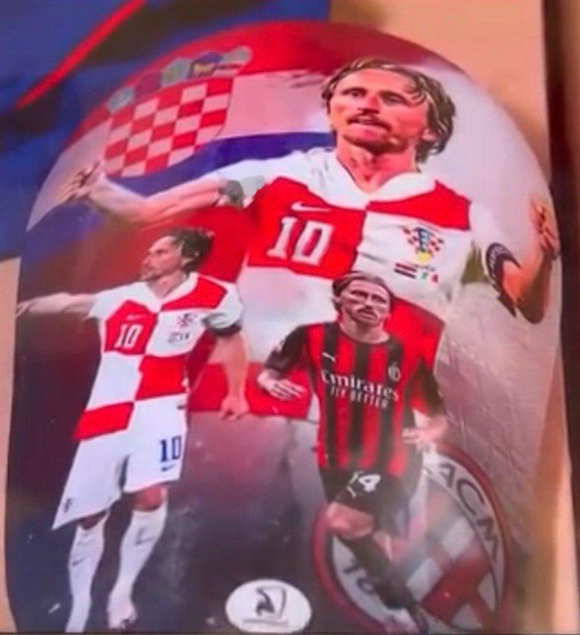 【👍🏻】 世界杯 🔴⚫️ 莫德里奇🇭🇷的护腿板。🥹sempremil