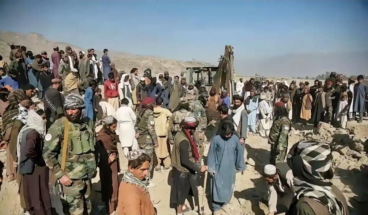 真主党攻入以色列本土，占领北部中心城市获历史性突破

这一行动打破过往常规，给以