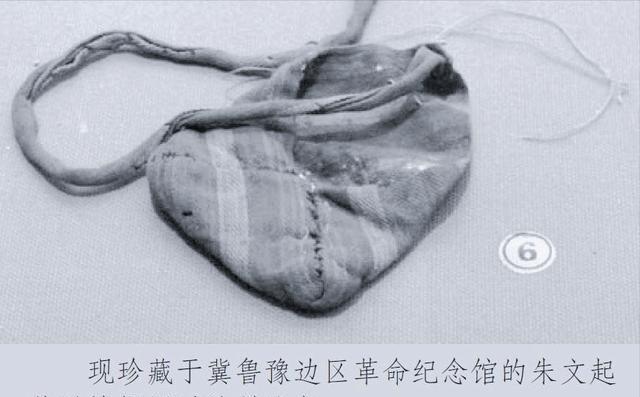 定陶区仿山镇游集村
游集位于定陶城西北8千米，菏商路东1.5千米，该村略呈三角形