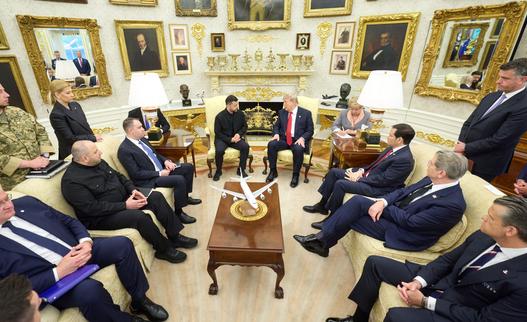 特朗普对乌克兰态度的反转，来得极具戏剧性

此前竞选期间乃至上任初期，特朗普始终