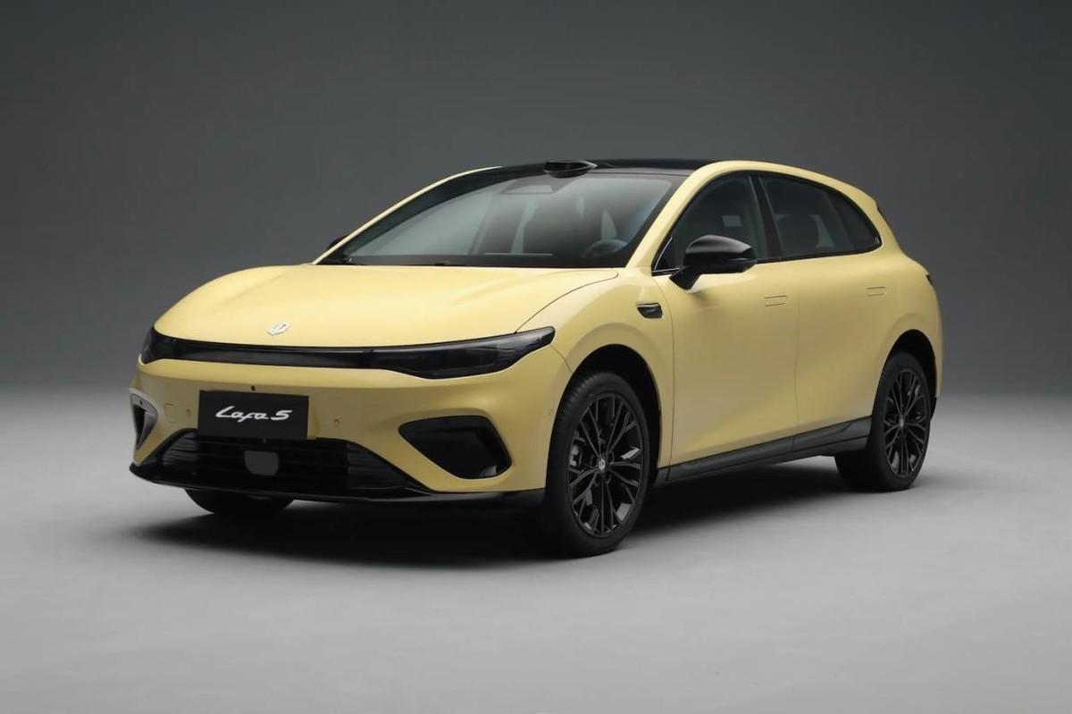 零跑Lafa5对上小鹏M03，智能轿跑哪家强？
 
我想不少选择小鹏MONA M