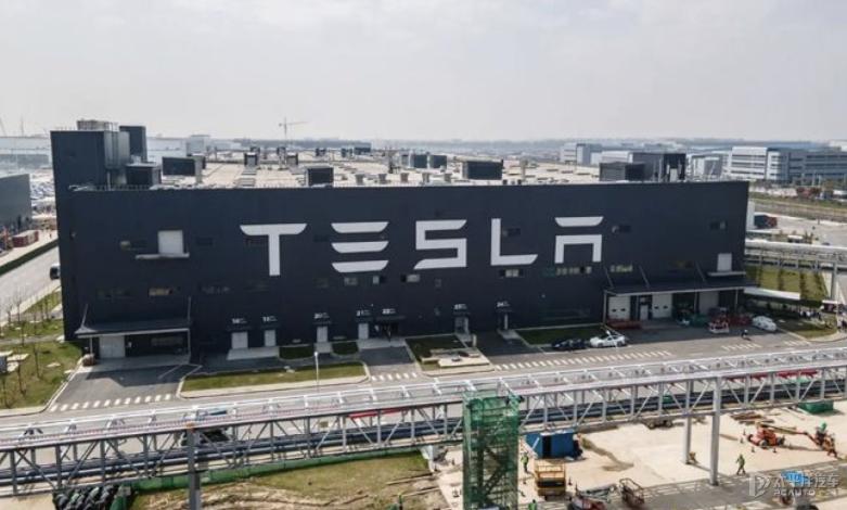 【车视头条】外媒报道称，特斯拉墨西哥新莱昂州工厂的最新计划建成投产时间为2025