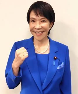 高市早苗这次是真的慌了，本以为中国只是吓唬她一下，结果我们来真的。
 
其实大家